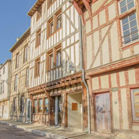 Troyes, 3 Pieces, 4 Personnes - Fr-1-543-224 *