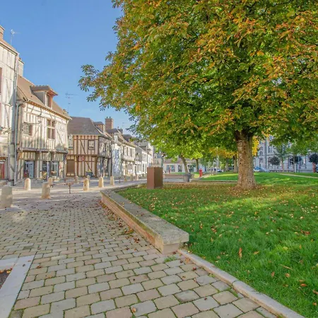 Appartement Troyes, 3 Pieces, 4 Personnes - Fr-1-543-224